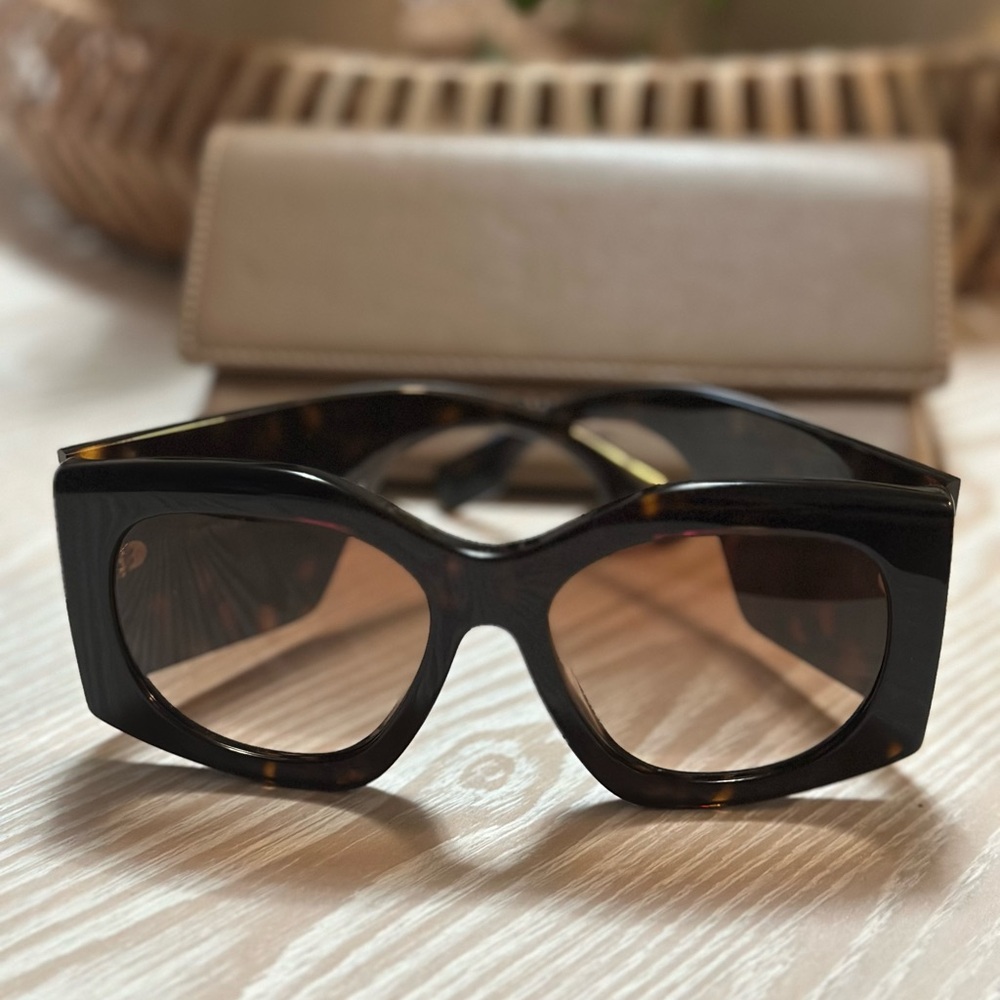Burberry 🕶️ MADELINE BE 4388U, Havana Geometric Sunglasses